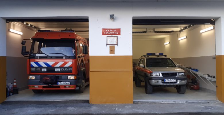 Zdjęcie wyremontowany graży remizy OSP Łukanowice.