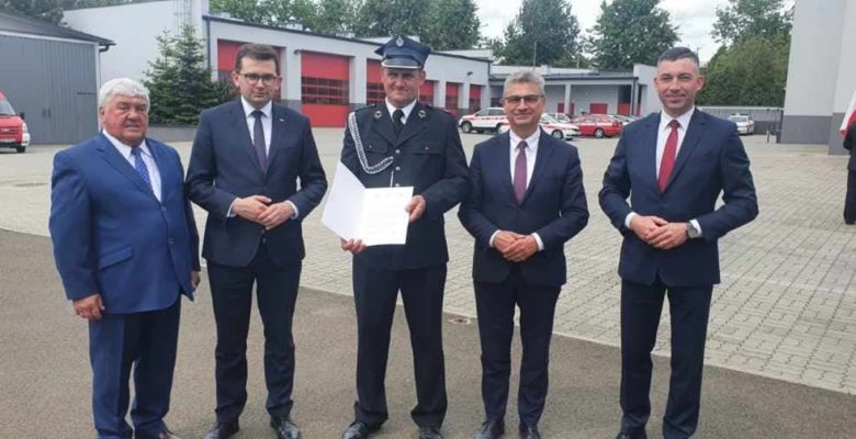 Nowy wóz strażacki dla OSP Wielka Wieś z kolejnym dofinansowaniem