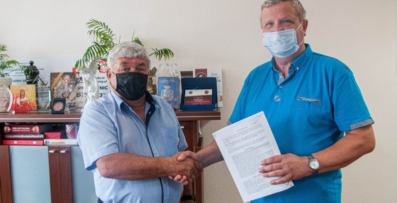 Podpisano umowę na budowę chodnika w Wojniczu