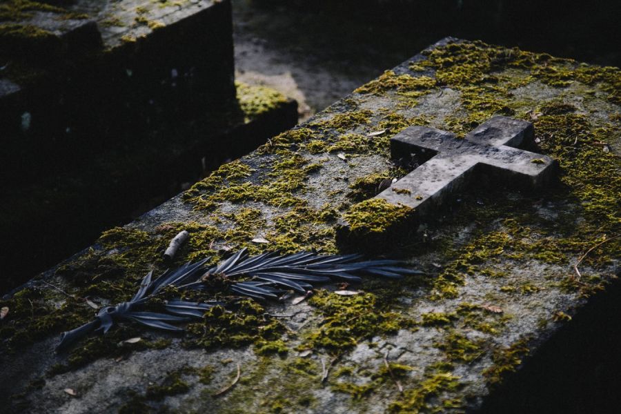 Kwesta na rzecz zabytkowych nagrobków na cmentarzu Komunalnym