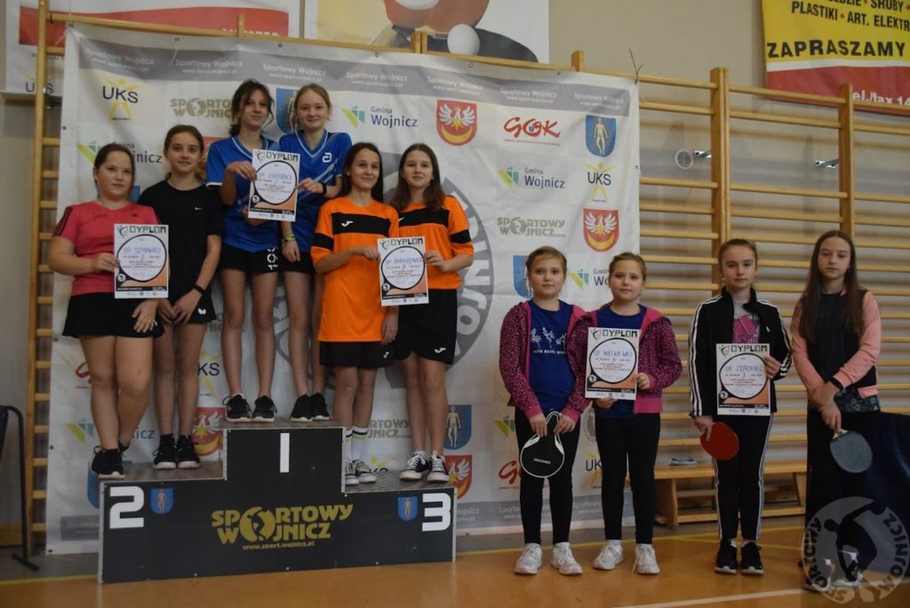 Półfinał powiatowy w Drużynowym Tenisie Stołowym Dziewcząt i Chłopców