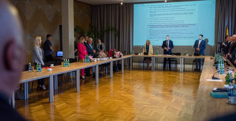 Jednogłośne absolutorium dla Burmistrza