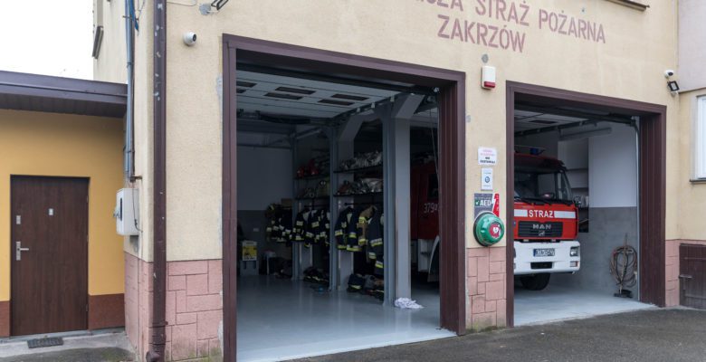 Remont garaży przy remizie OSP w Zakrzowie zakończony