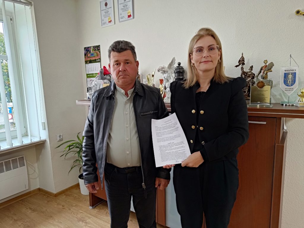 Powstanie chodnik przy ulicy Warszawskiej 